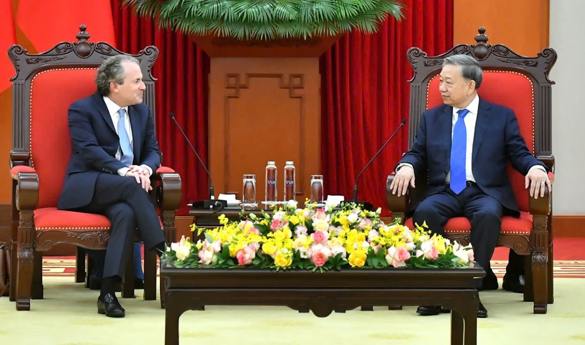 Vietnam attaches importance to relations with United States, says Party leader